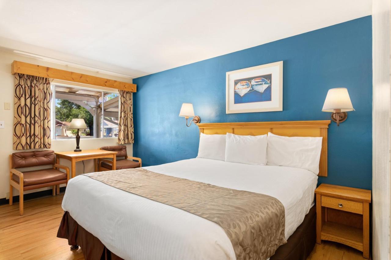 Skylark Shores 4*