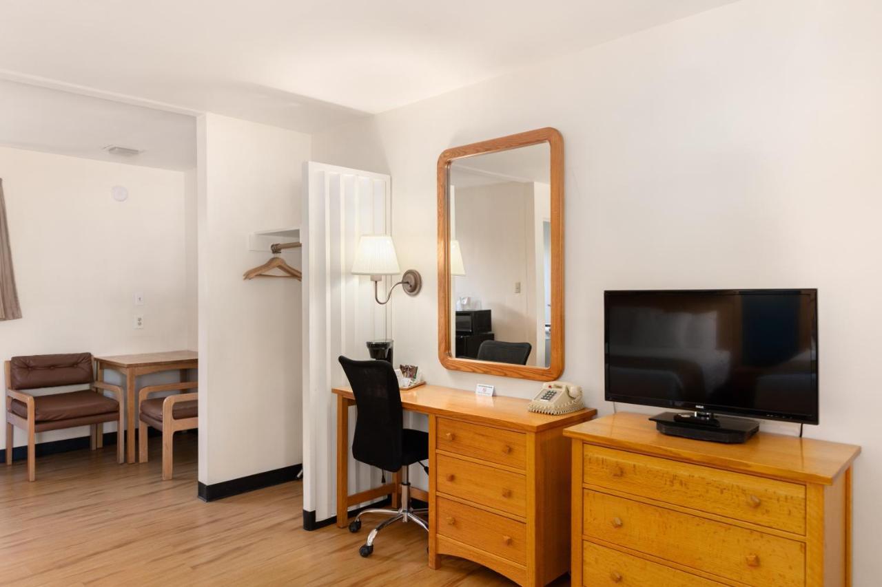 Skylark Shores Hotel Lakeport