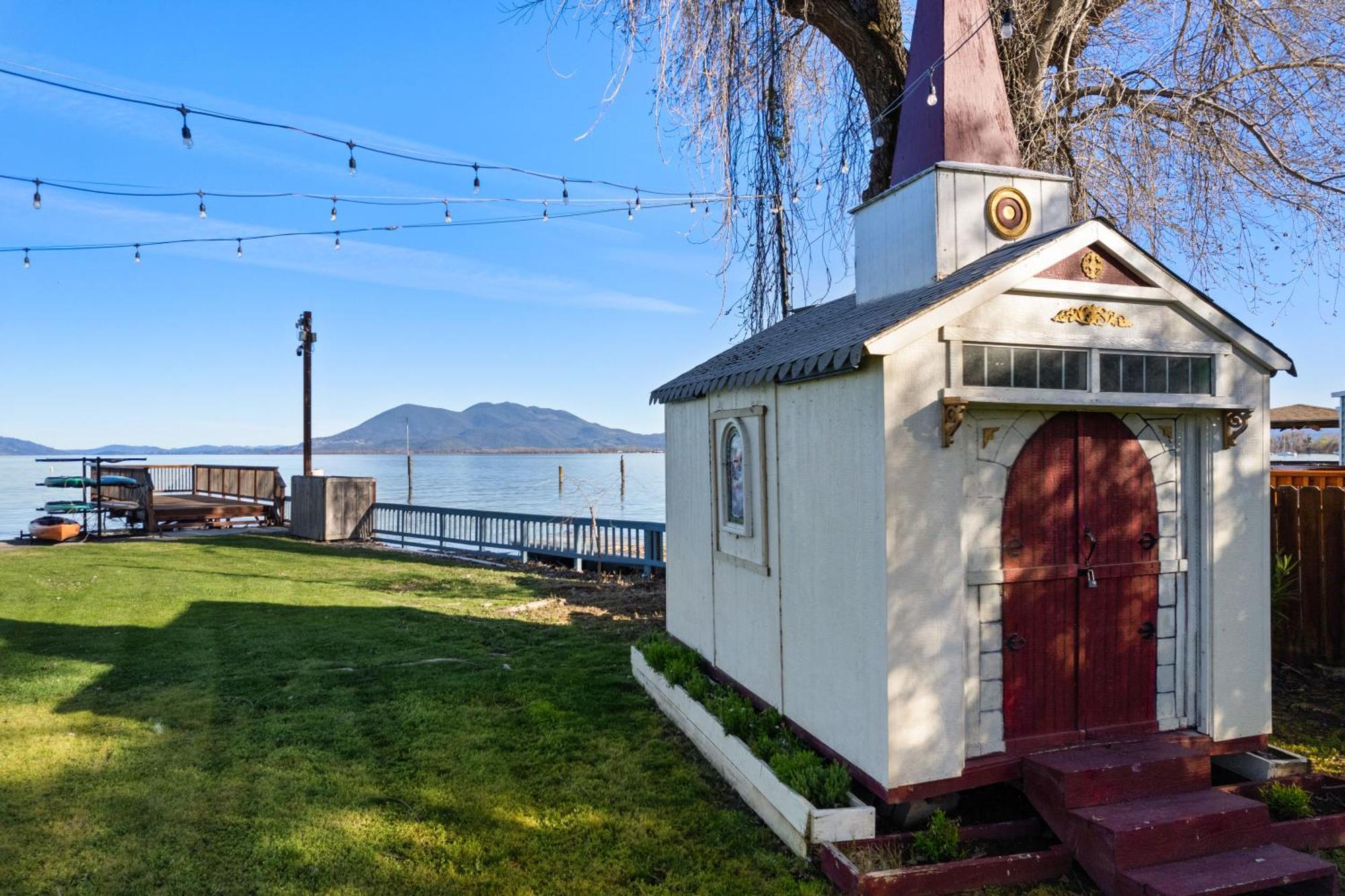 Skylark Shores Hotel Lakeport