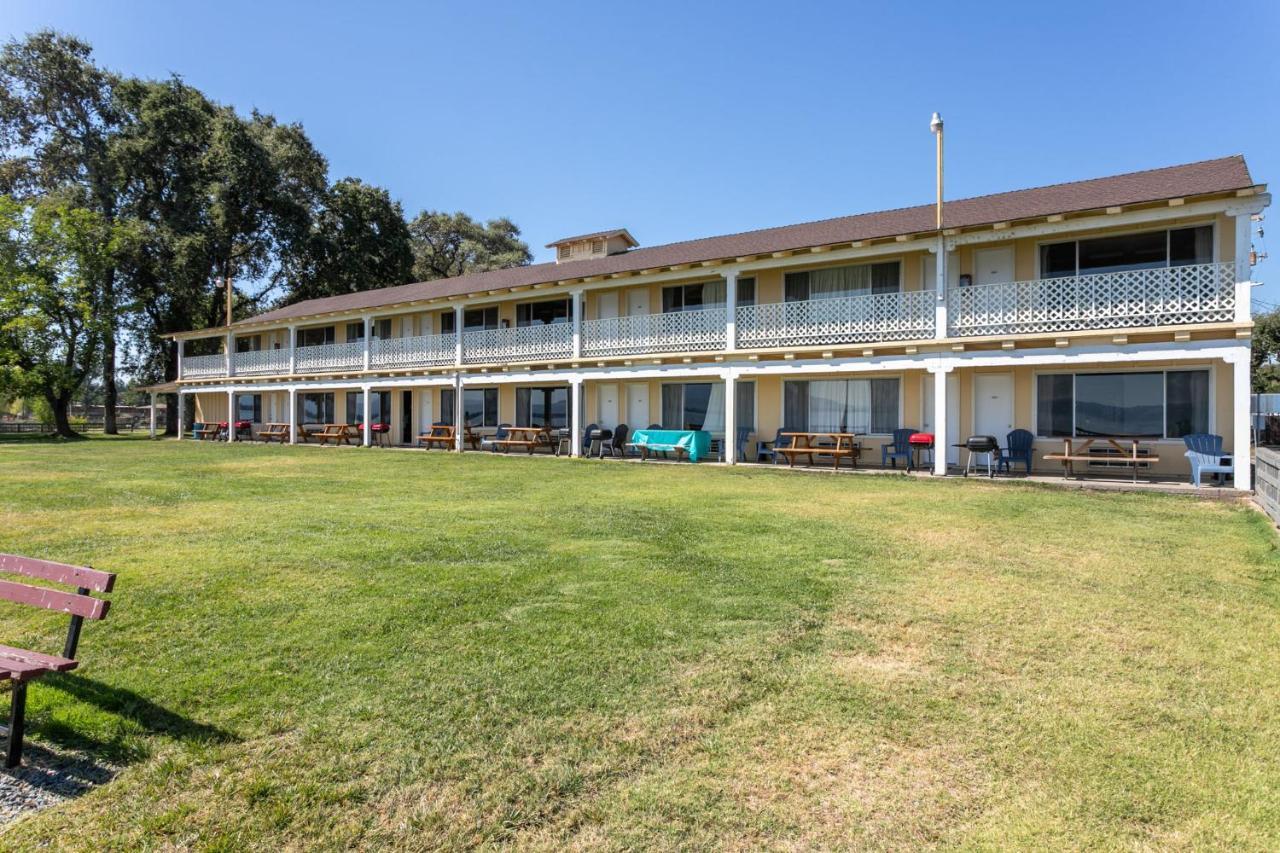 Hotel Skylark Shores 4*