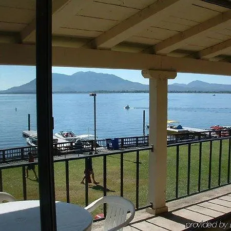 Skylark Shores Resort 